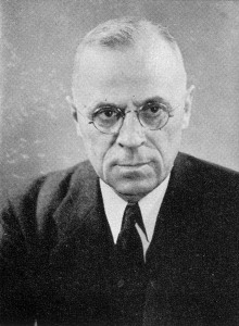 Retrato fotográfico en blanco y negro de Edwin H. Sutherland.